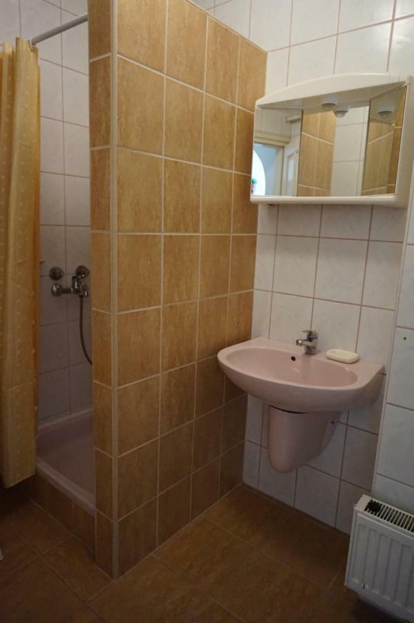Tieff Apartmanhaz Balatonmariafuerdo Hullamtelep Balatonkeresztúr 외부 사진